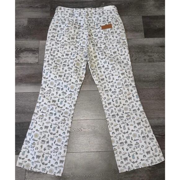 WRANGLER LIFE'S LEMONS HI RISE KICK FLARE WHITE DENIM JEANS - Picture 4 of 11